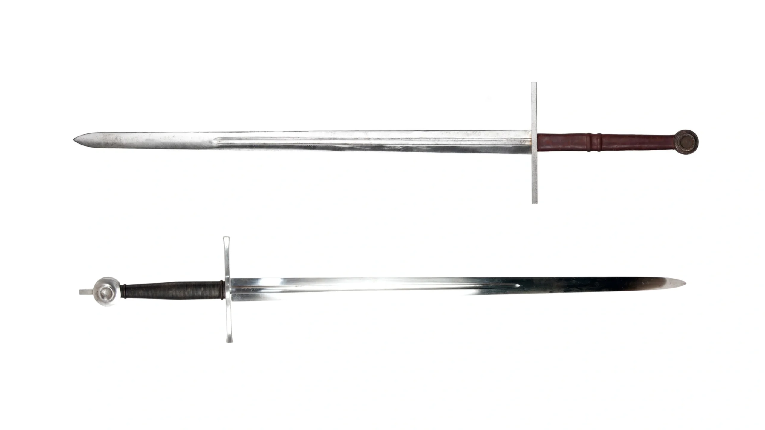 Sword comparison: Longsword vs Bastard sword.