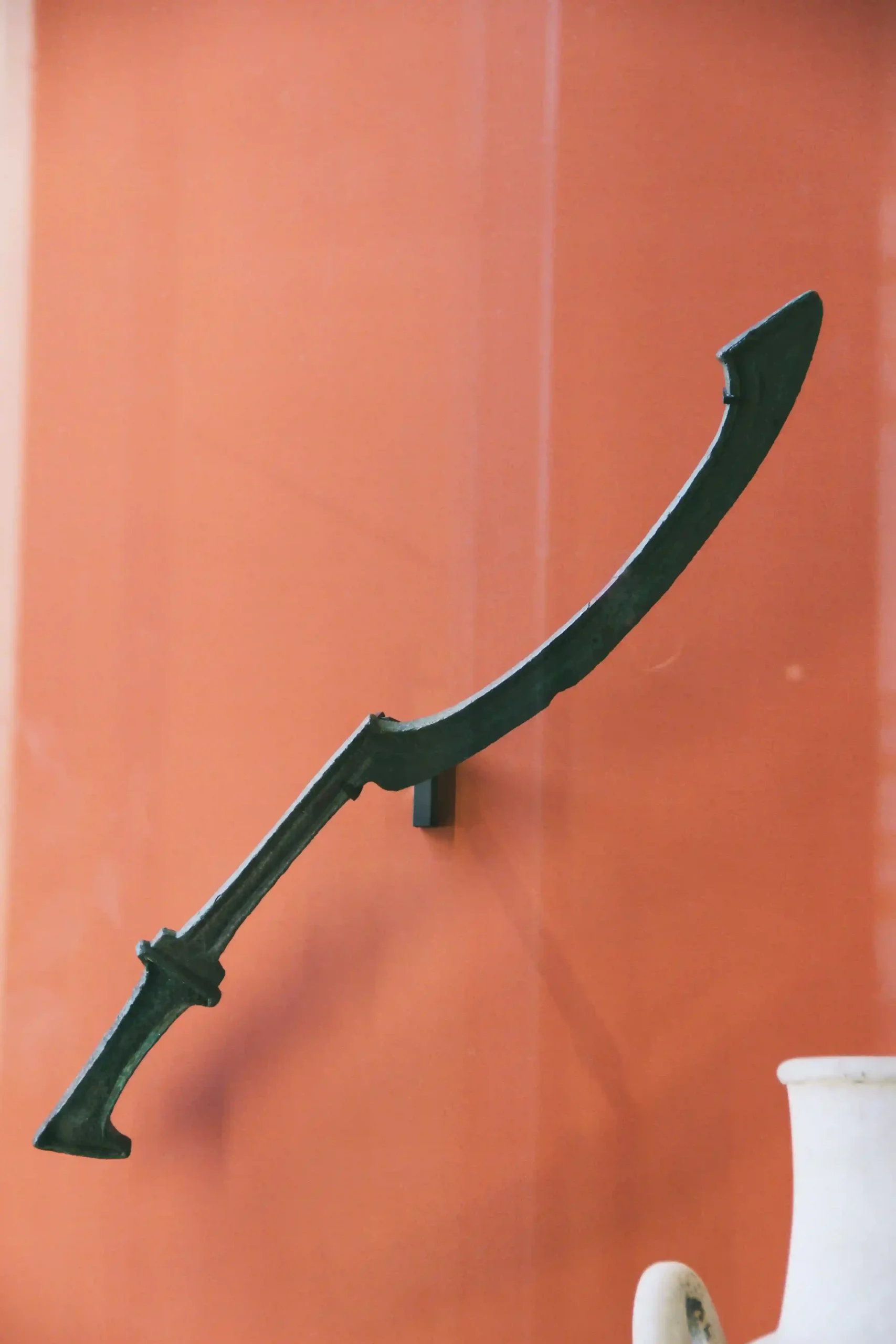 Single edge rusted Khopesh 