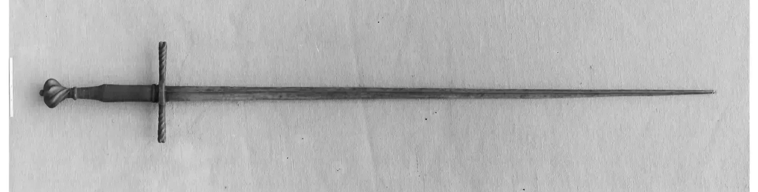 Estoc sword