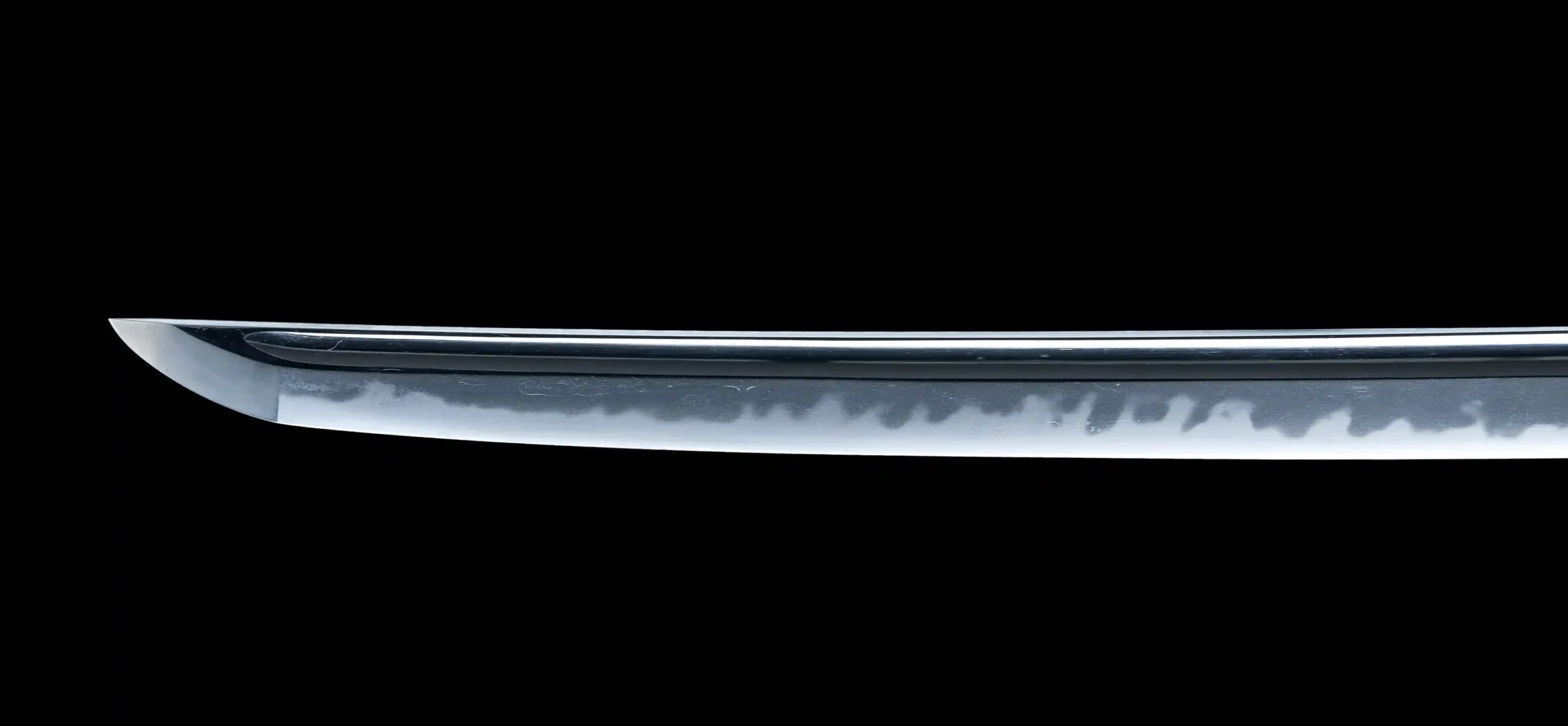 Midareba or irregular hamon